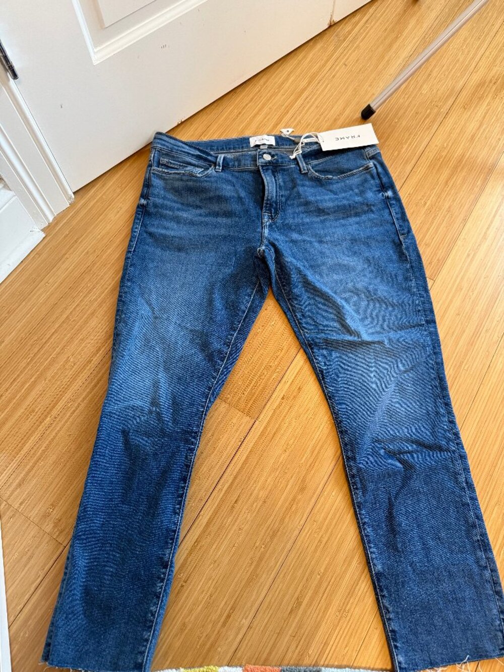 FRAME Le Garçon Mid-Rise Boyfriend Raw Hem Jeans Blue